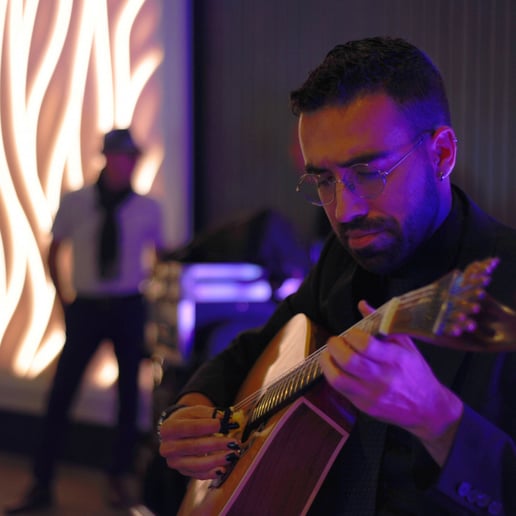 Gallery photo 2 of Fado (Portuguese) Guitar
