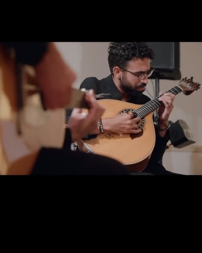 Gallery photo 4 of Fado (Portuguese) Guitar