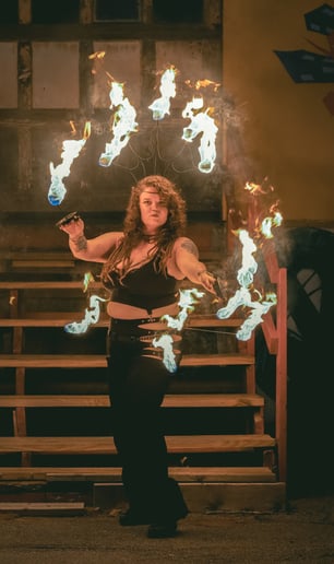 Gallery photo 2 of Lady Pyromancer