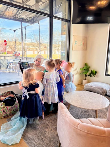 Gallery photo 1 of Fairytale Wishes Entertainment