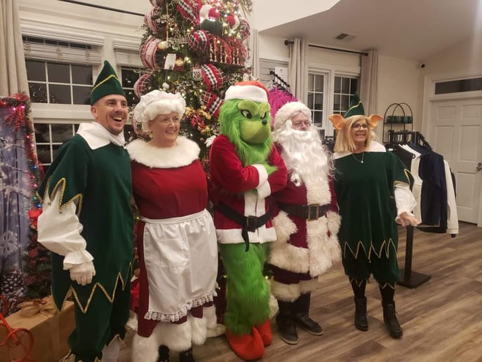 Gallery photo 5 of Family Friendly Grinch