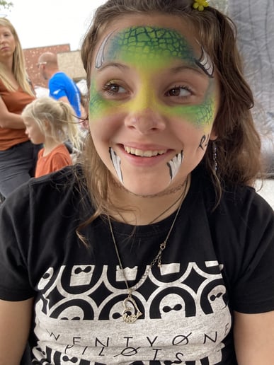 Gallery photo 1 of Fanciful Faces