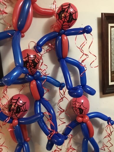 Gallery photo 3 of Fantasy Balloons and Face Painting
