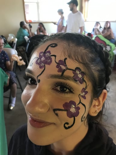 Gallery photo 18 of Fantasy Balloons and Face Painting