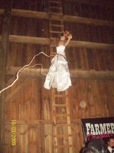 Gallery photo 2 of Farmer's Daughter