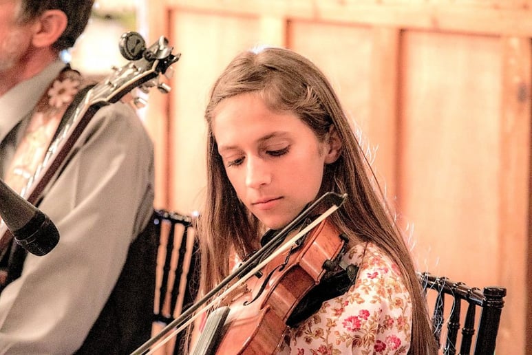 Gallery photo 5 of Farnum Family Music
