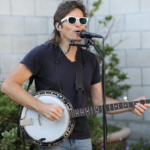 Gallery photo 1 of "Fast Heart" Martin Stamper