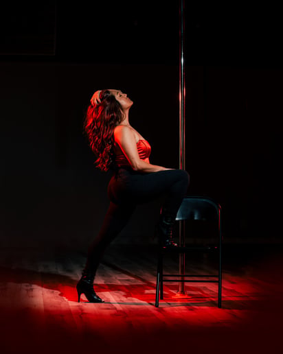 Gallery photo 3 of Fatale Noire