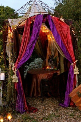 Gallery photo 3 of Fate Becomes Her