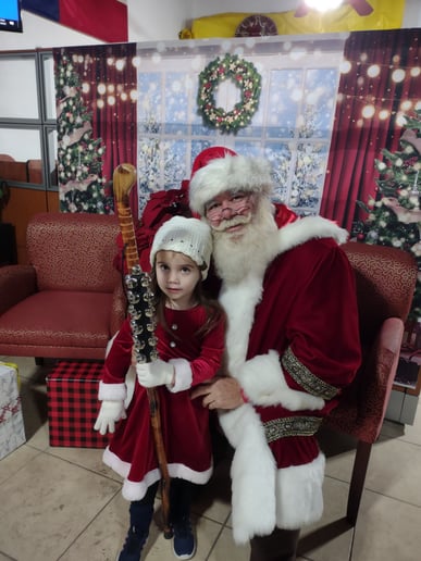 Gallery photo 8 of Father Christmas /Santa