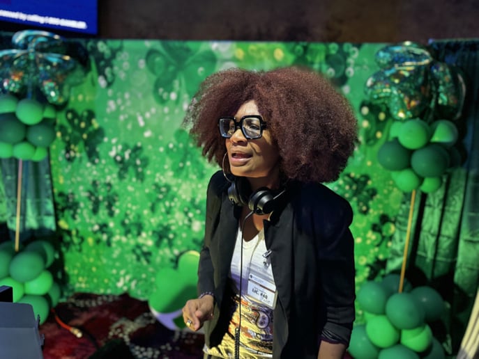 Gallery photo 2 of Fathom Dj