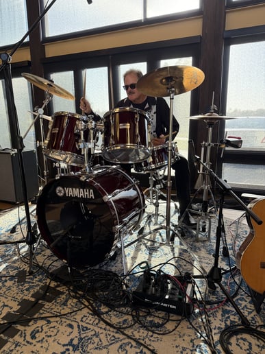 Gallery photo 4 of Faultline Band