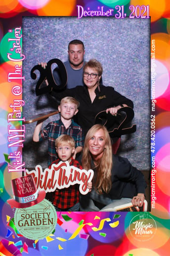 Gallery photo 3 of Featuring the Magic Mirror Photo Booth
