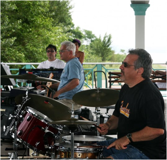 Gallery photo 2 of Febb Music