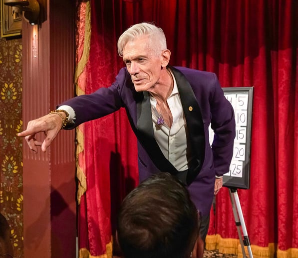 Gallery photo 7 of Felix Jones Magic