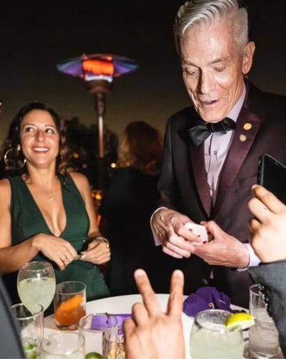 Gallery photo 2 of Felix Jones Magic