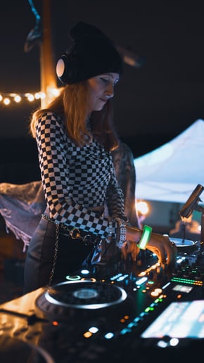 Gallery photo 2 of Mount Hood DJs