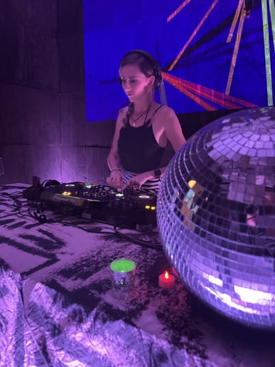 Gallery photo 3 of Mount Hood DJs
