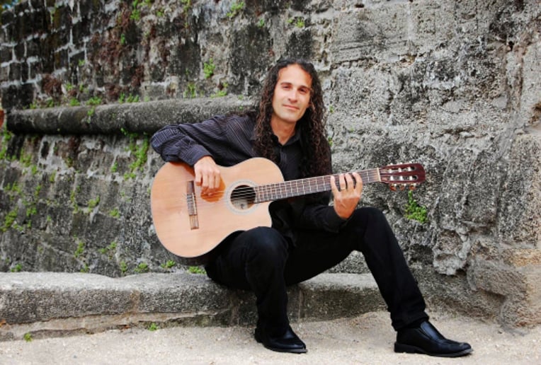 Gallery photo 1 of Fermin Spanish Guitar