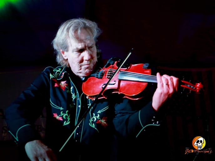 Gallery photo 2 of Fiddle Player & Singer