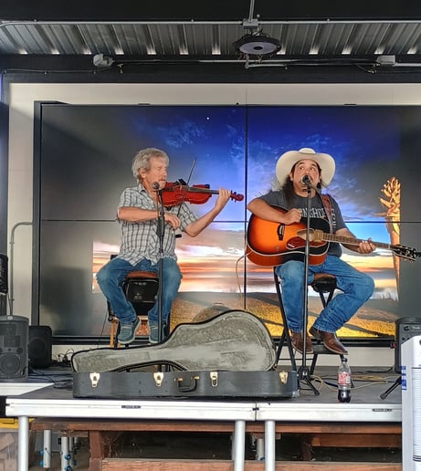 Gallery photo 3 of Fiddle Player & Singer