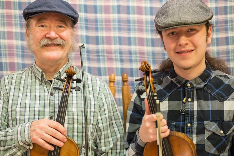 Gallery photo 1 of Fiddling Thomsons
