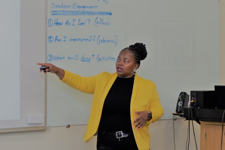 Gallery photo 3 of Financial Empowerment Speaker