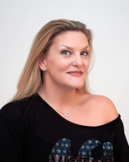 Gallery photo 1 of Fiona O'Brien