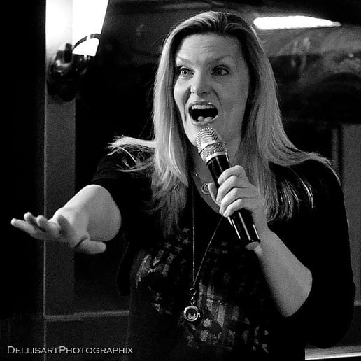 Gallery photo 2 of Fiona O'Brien