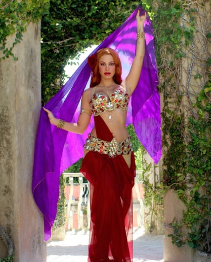 Gallery photo 2 of Fire & Belly Dance