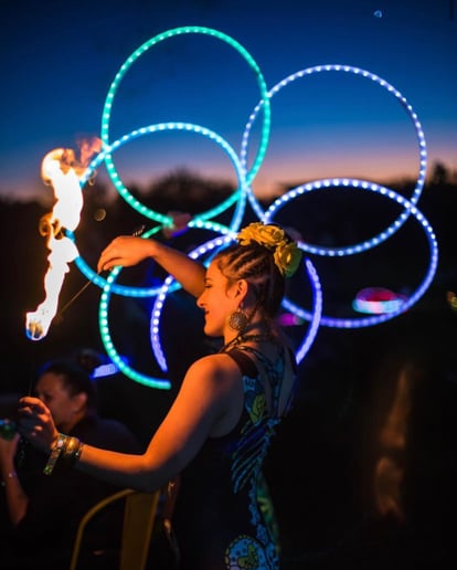 Gallery photo 2 of Fire Entertainment
