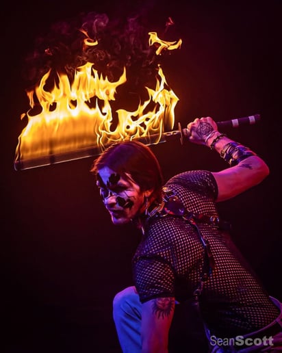 Gallery photo 9 of Fire Guy Si