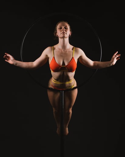 Gallery photo 1 of Elle Mental