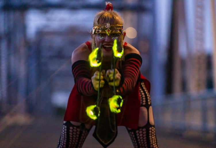 Gallery photo 10 of Miss FireFeat