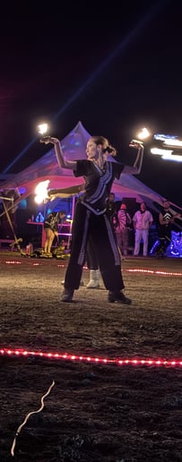 Gallery photo 1 of Cecilia's Fire Performance 🔥