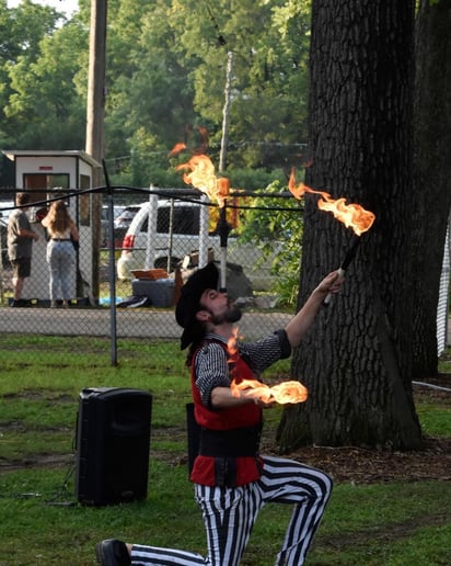 Gallery photo 17 of Fire Circus