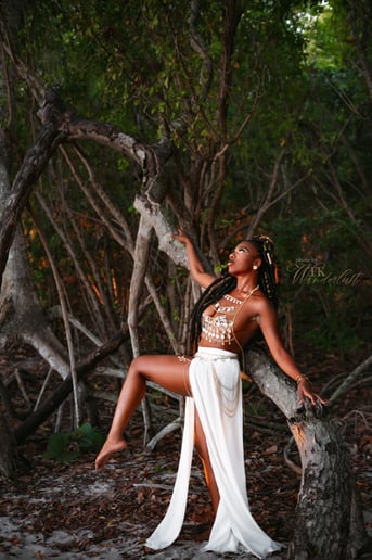 Gallery photo 9 of Fire Performing by Syanne Seaweed