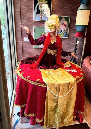 Gallery photo 9 of Performance by Sharon