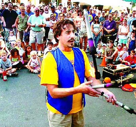 Gallery photo 4 of Keith Leaf - Amazing Fire Juggler