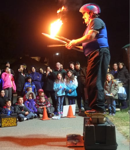 Gallery photo 9 of Keith Leaf - Amazing Fire Juggler