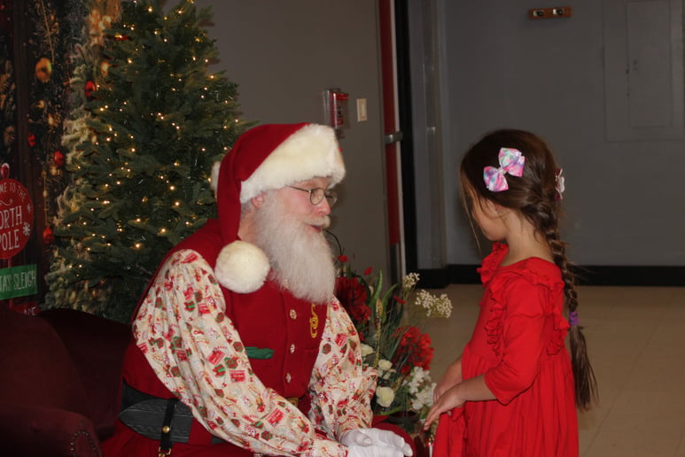 Gallery photo 12 of FireSide Santa