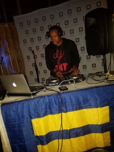 Gallery photo 2 of DJ TNT'S Mobile DJ Service