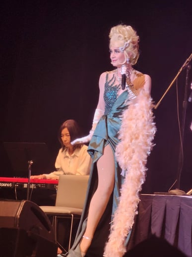 Gallery photo 4 of Jazz Singer, Pop, Country, Variety-Cyndi & Katy Tributes-Nellie Norris