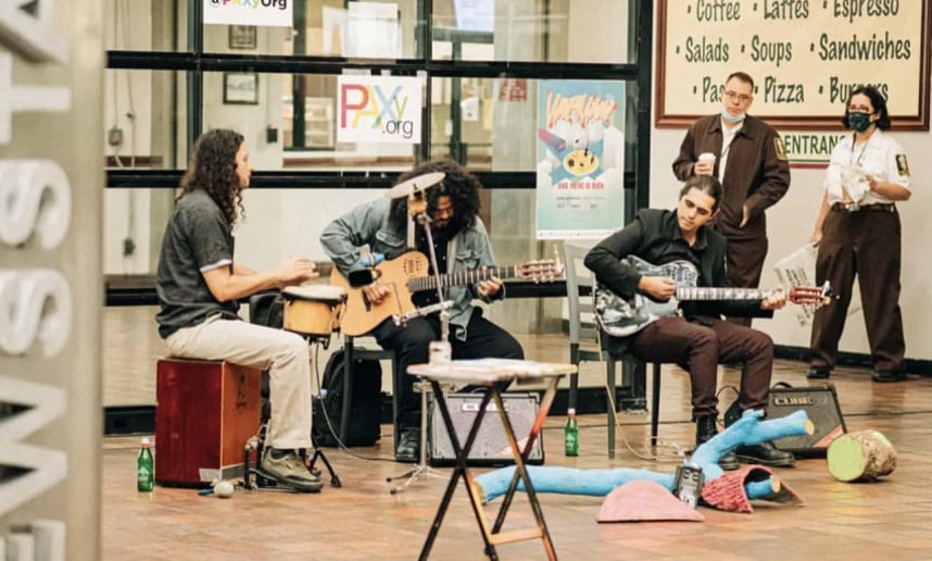 Gallery photo 8 of Flamenco Band