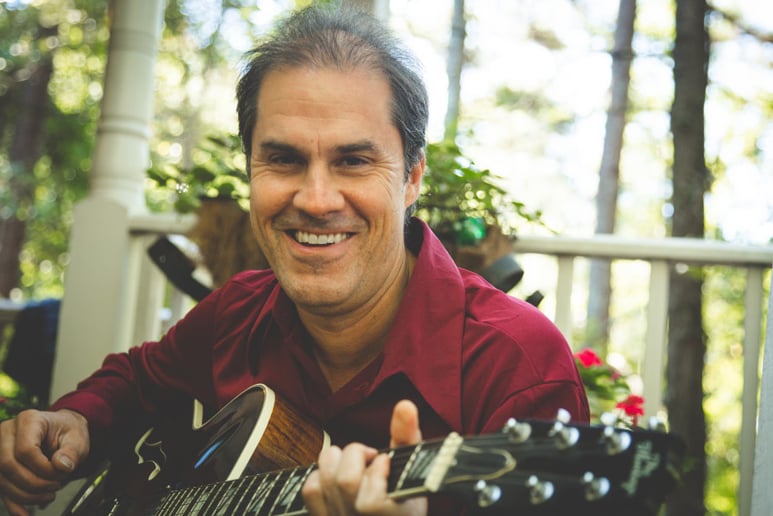 Gallery photo 4 of Flamenco & Jazz Guitarist