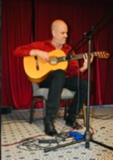 Gallery photo 5 of Flamenco & Jazz Guitarist
