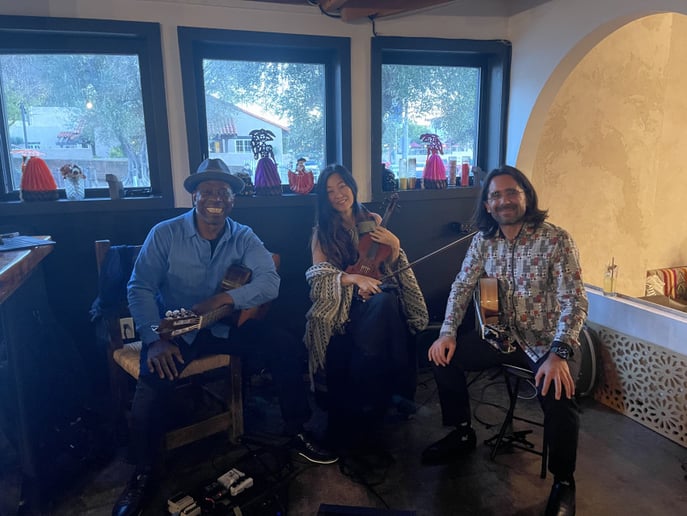 Gallery photo 10 of Flamenco/Latin Guitar
