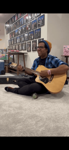 Gallery photo 8 of Flannel Music