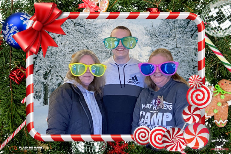 Gallery photo 8 of Flash Me Maine Photo Booth Rental