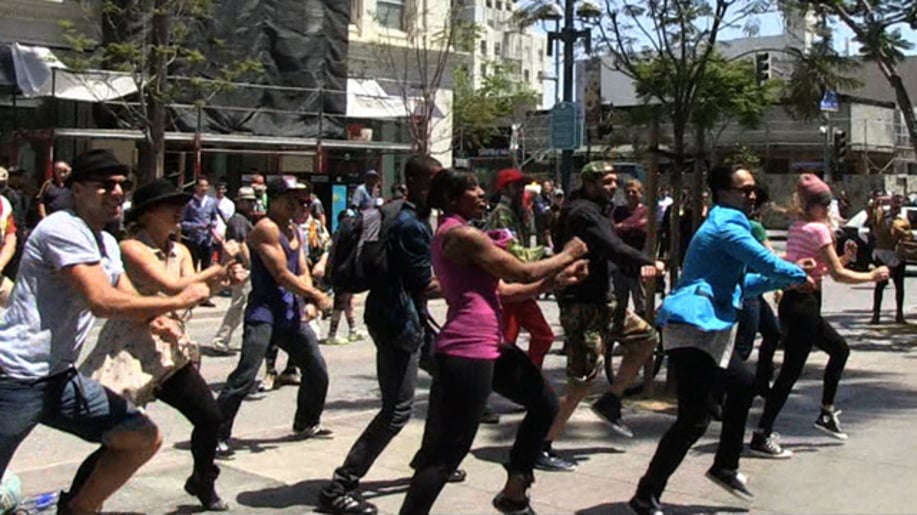 Gallery photo 8 of Flash Mob Entertainment